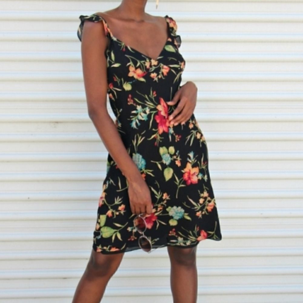 Muse Boston Proper Silk Black Floral Print Lined Dress